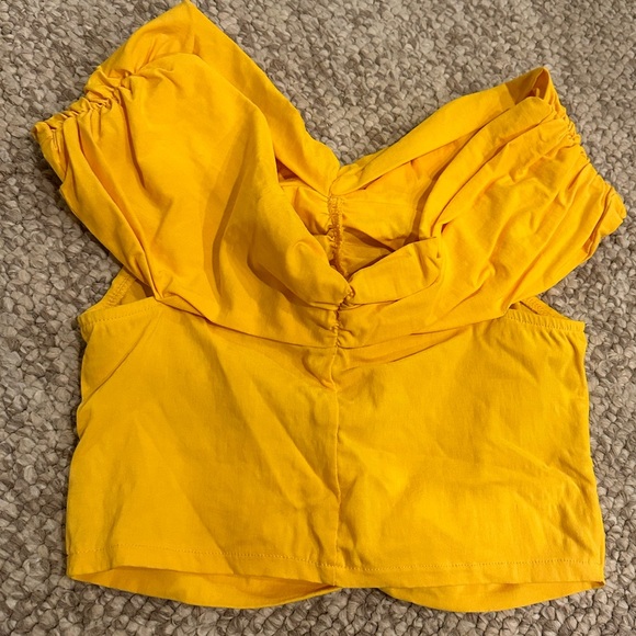 Zara off the shoulder bright yellow ruched crop top size small - Picture 8 of 9